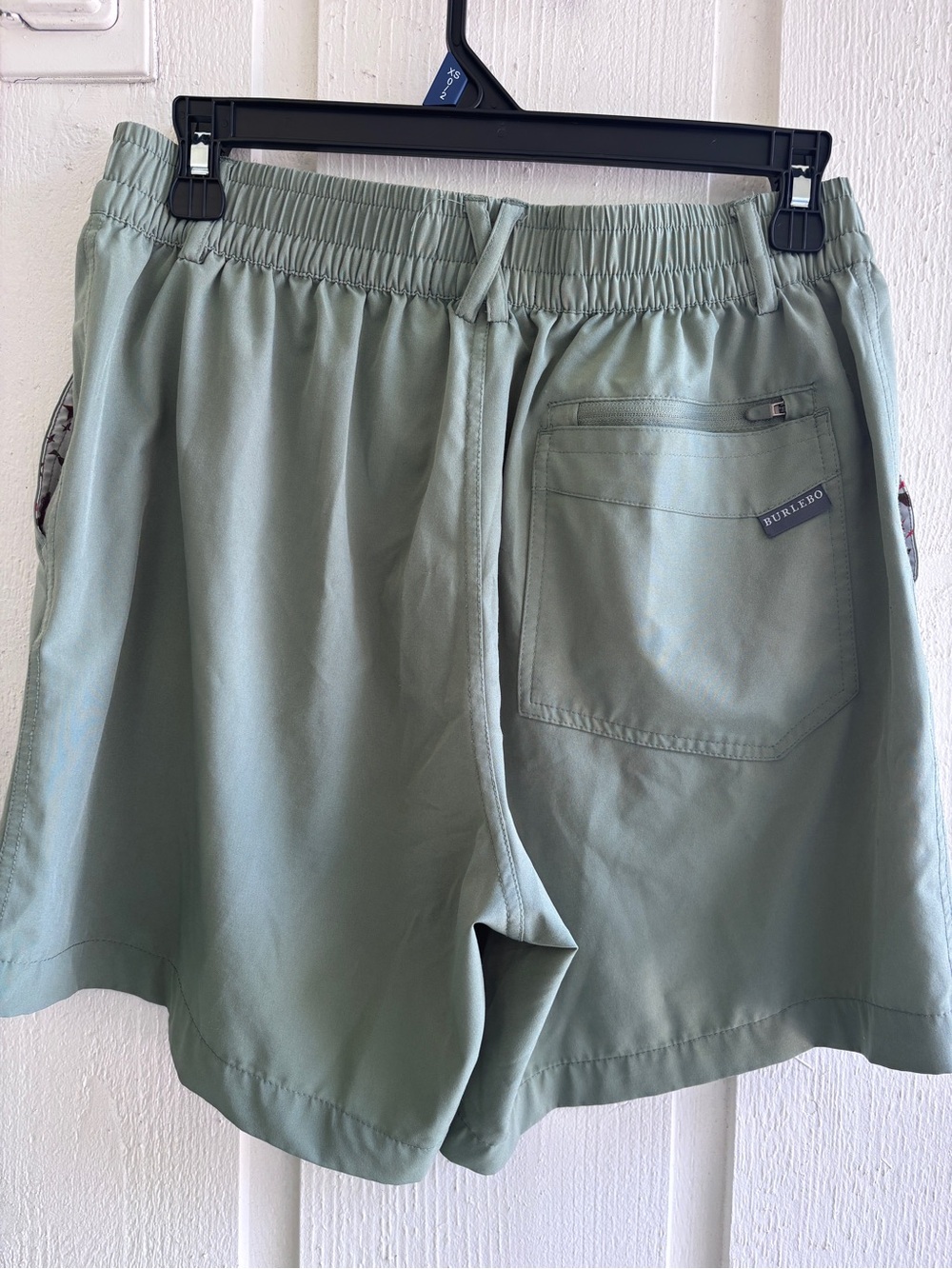 BURLEBO High-Waist Light Sage Button-Front Shorts - Picture 4 of 4